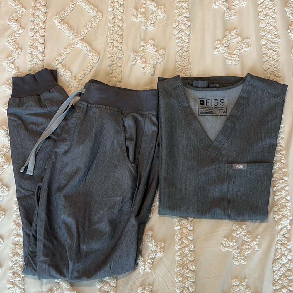 Figs Graphite Women’s Scrub Set XXS/S